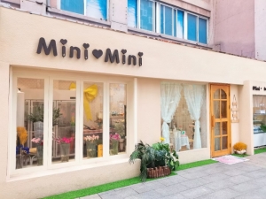 步行街甜品店扩店，旺铺转让